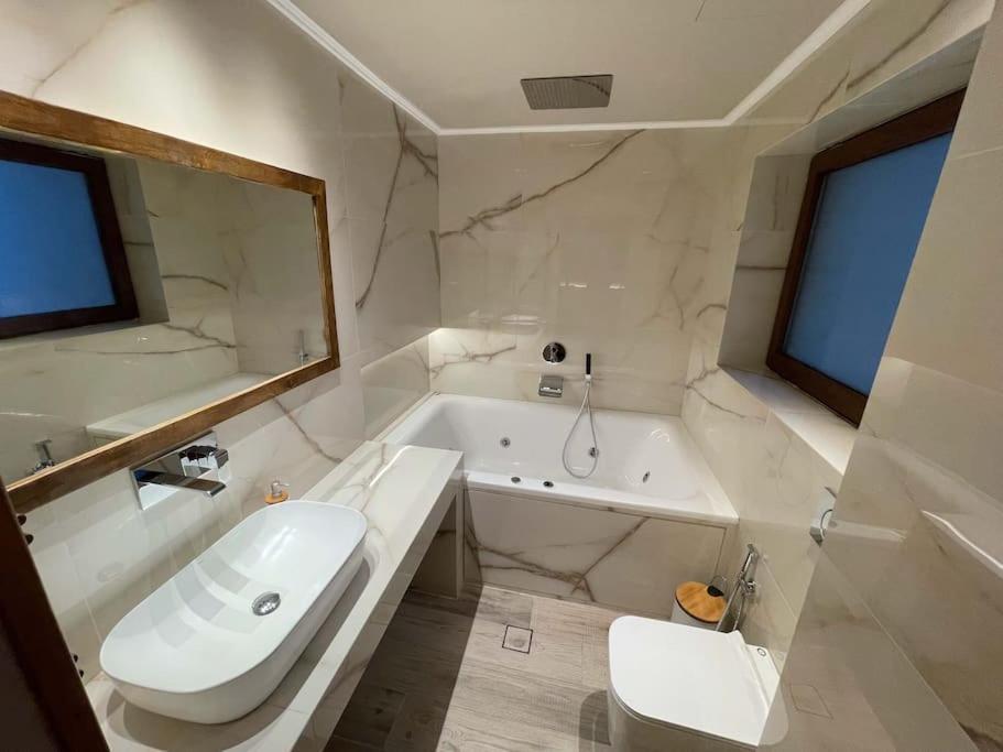 Acropolis Lux Apartment Athens Exterior photo
